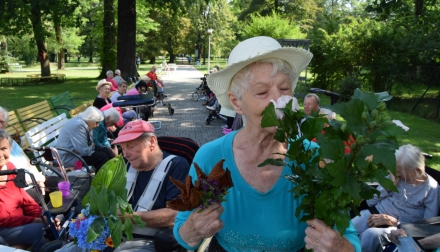 Domov Alzheimer Darkov květinky