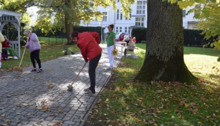 I podzimní darkovská zahrada potřebuje naši péči